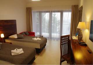 Отель M Club Hotel | Lubie Resort Дравско-Поморске Двухместный номер с 1 кроватью или 2 отдельными кроватями, вид на озеро-11