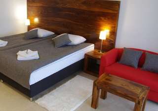 Отель M Club Hotel | Lubie Resort Дравско-Поморске Двухместный номер с 1 кроватью или 2 отдельными кроватями, вид на озеро-15